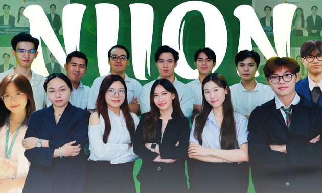 Vietnamesische Studenten und die Herstellung der weltweit ersten Biomassepellets aus Knoblauchschalen