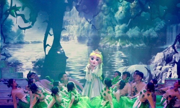 Hai Phong bringt traditionelles Theater zu den Kindern