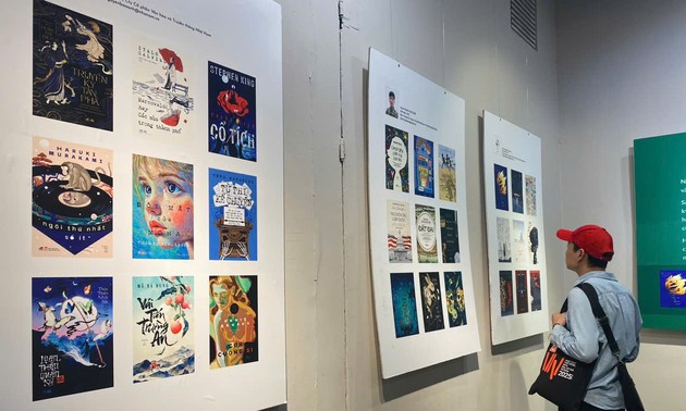 Kunstausstellung zur Gestaltung von Buch- und Zeitschriftencover in Vietnam