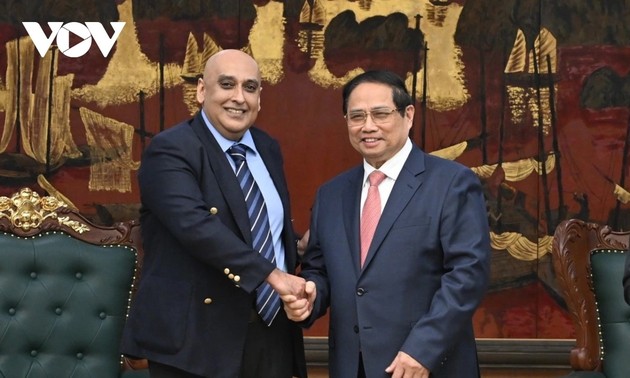 Premierminister Pham Minh Chinh empfängt Australiens Botschafterin und Leiter von Makara Capital Partners