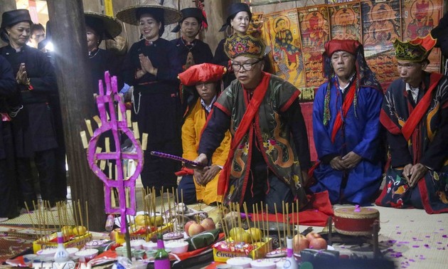 Aktivitäten der Solidarität im Kultur- und Tourismusdorf der vietnamesischen Ethnien