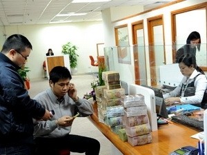 Memperkuat pengawasan keuangan dan penentuan kebijakan