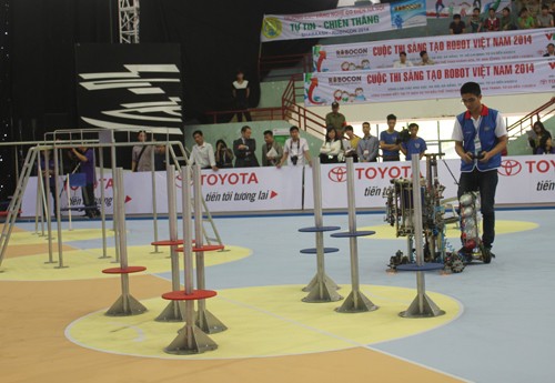 Babak final Kontes Kreasi Robocon Vietnam 2014 berlangsung di kota Nha Trang, provinsi Khanh Hoa