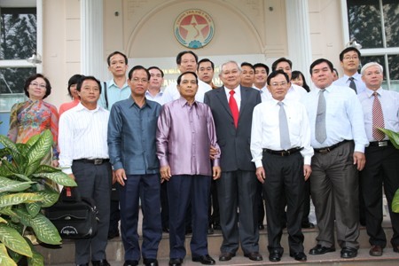 Pimpinan kota Ho Chi Minh menerima delegasi Badan Inspektorat Jenderal Pemerintah Laos