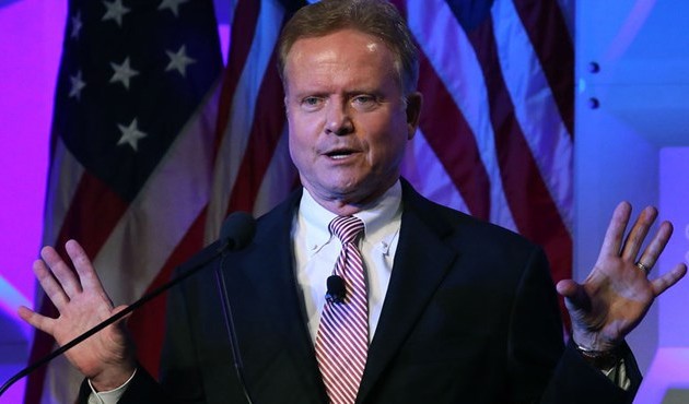 Mantan Legislator Jim Webb mencalonkan diri dalam pemilu presiden tahun 2016