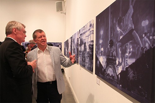 Pameran foto “Satu Paris in miniatur di kota Hanoi”