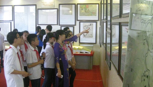 Pameran “Dua kepulauan Hoang Sa dan Truong Sa adalah wilayah Vietnam – Bukti-bukti sejarah dan dasar hukum” 