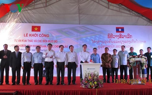 PM Vietnam, Nguyen Tan Dung memerintahkan acara pembangunan proyek eksploitasi garam tambang Kalium di Laos