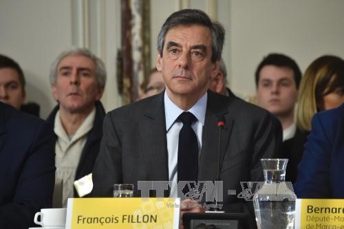 France’s Presidential race: Fillon’s aide withdraws from the campaign 