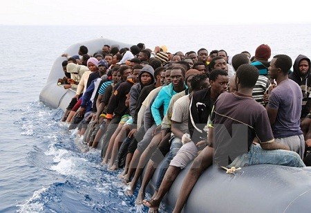 More than 2,000 migrants rescued in Mediterranean