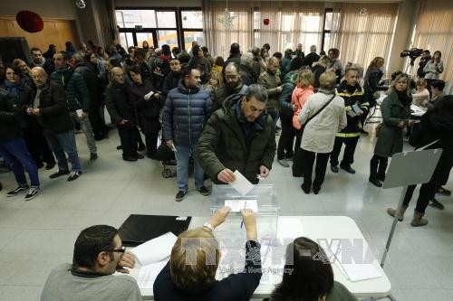 Catalonia election: pro-independence parties dominating