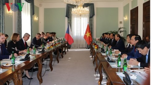 Vietnam, Czech Republic issue joint statement