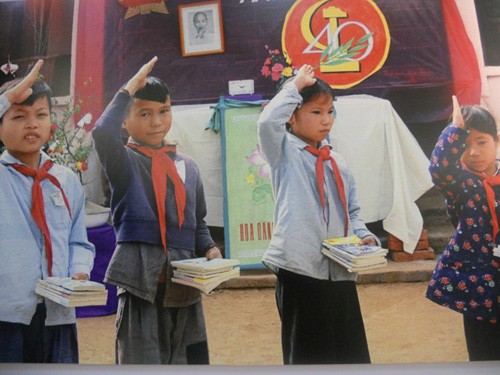 Вьетнамские дети в военное время