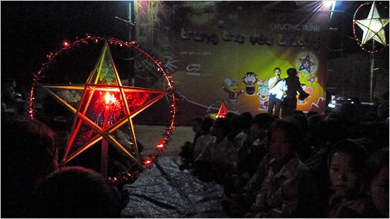 Праздник середины осени в горном районе Вьетнама