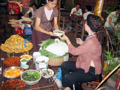 Bún dọc đường xuyên Việt