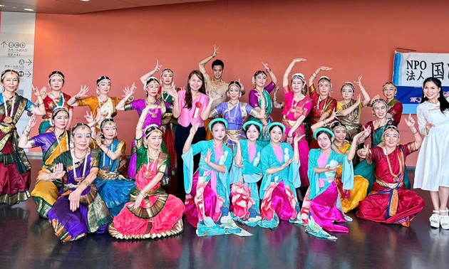 Hội người Việt Nam vùng Kansai - Viết tiếp câu chuyện hòa bình