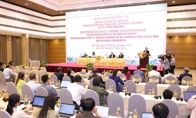 Họp báo quốc tế công bố dự thảo các Văn kiện trình Đại hội XIV của Đảng để lấy ý kiến nhân dân