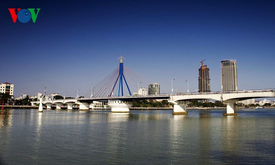 Da Nang- kota jembatan-jembatan