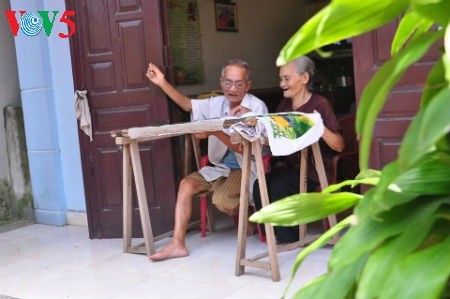 Kisah tentang desa kerajinan sulam-menyulam Quat Dong, kabupaten Thuong Tin, kota Hanoi