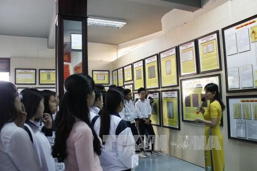 Pameran peta dan dokumen Hoang Sa, Truong Sa berlangsung di kota Hai Phong