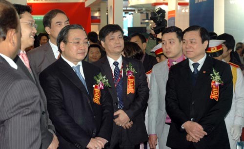 International shipbuilding exhibition opens in Hanoi 