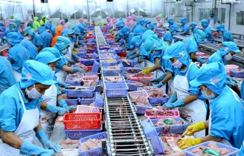 Vietnam’s trade turnover tops 200 billion USD in H1