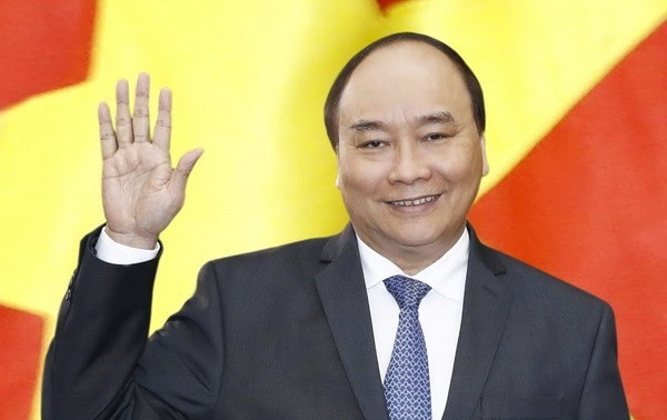 President Nguyen Xuan Phuc leaves Hanoi for Cuba visit 