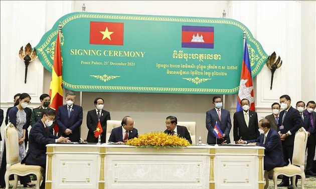 Vietnam, Cambodia issue joint statement