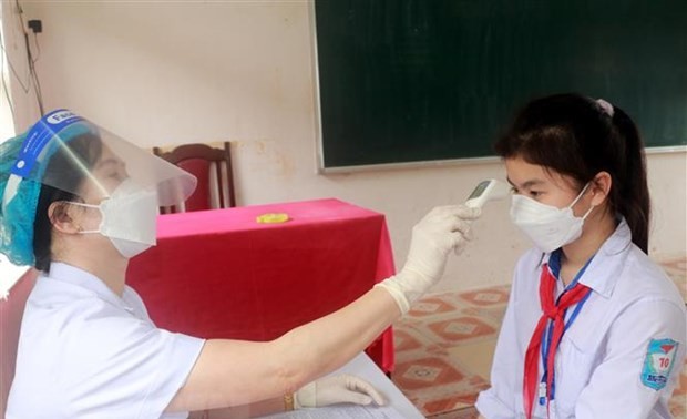 Vietnam’s new COVID-19 cases decrease by 500 in 24 hours