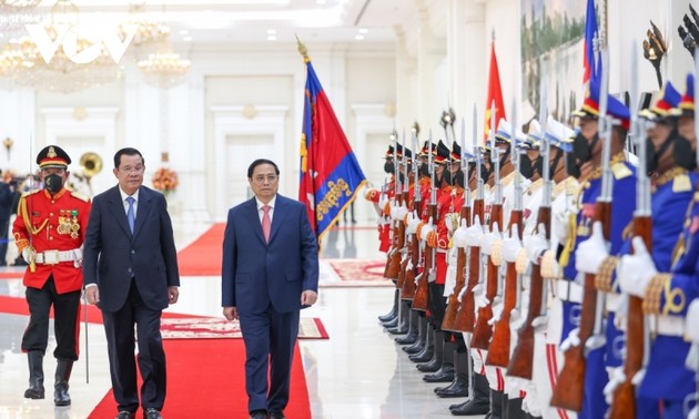 Vietnam, Cambodia issue joint statement