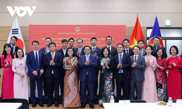 PM describes Overseas Vietnamese’s success as the country’s success 