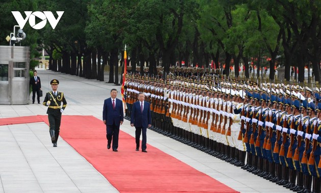 Xi Jinping hosts red-carpet welcome ceremony for To Lam in Beijing 