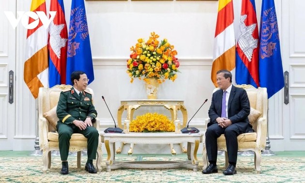 Vietnam, Cambodia strengthen defense cooperation