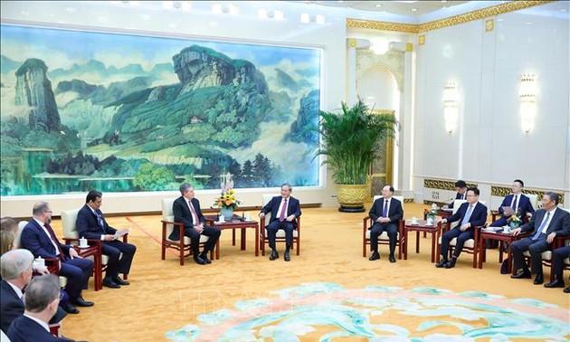 China’s premier says US relations at ‘an important juncture’