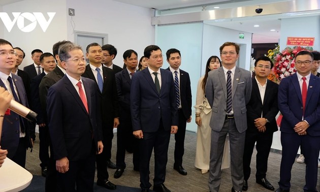 R&D center for high tech and semiconductor chips debuts in Da Nang