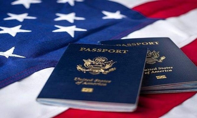 US to raise H-1B visa fees, introduce 1 million USD “gold card”
