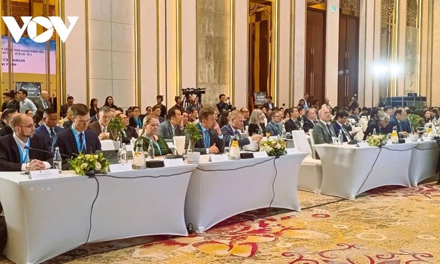 East Sea conference seeks unity in uncertainties