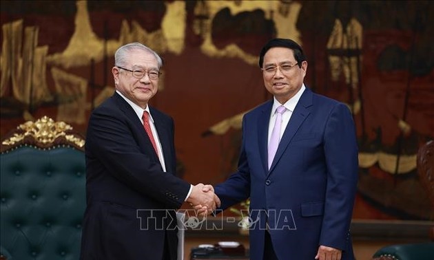 PM suggests businesses of Japan’s Kansai region expand investment in Vietnam
