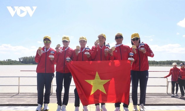 SEA Games 33: "a day of gold" for Vietnamese sports