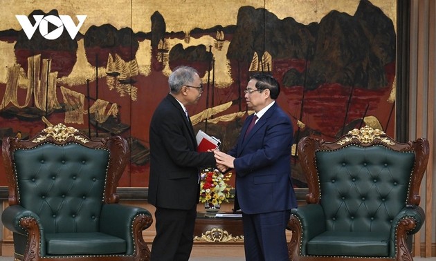 PM proposes Vietnam and Indonesia strengthen political trust, solidarity 