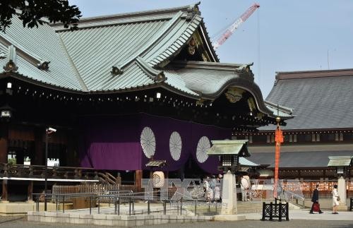 日本议员参拜靖国神社