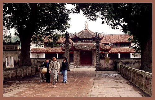 寺院与村庄文化