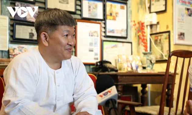 Интересные вещи из газетной коллекции у коллекционера Хюинь Минь Хиепа