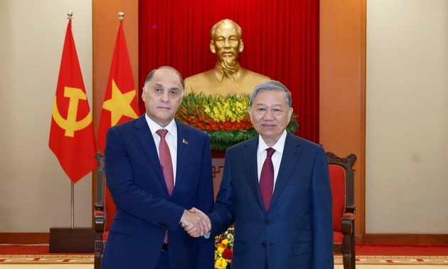 Генеральный секретарь ЦК КПВ То Лам принял секретаря Совета безопасности Беларуси
