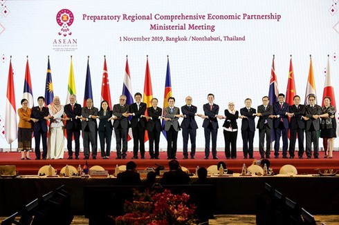 ASEAN, partners agree to push RCEP agreement signing