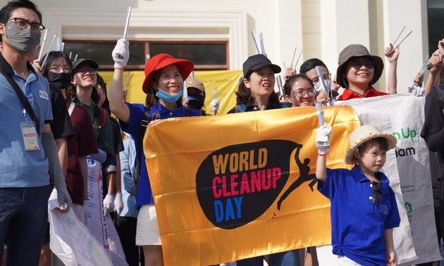 “World Cleanup Day 2024 - Ngày hội Dọn rác tại Hà Nội”