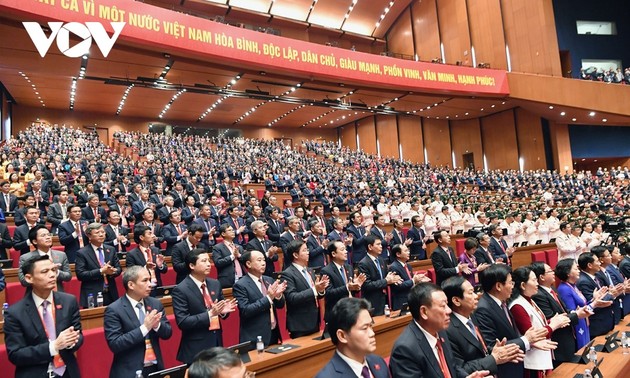 Toàn cảnh phiên trù bị Đại hội đại biểu toàn quốc lần thứ XIV của Đảng