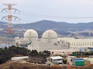 South Korea halts two nuclear reactors