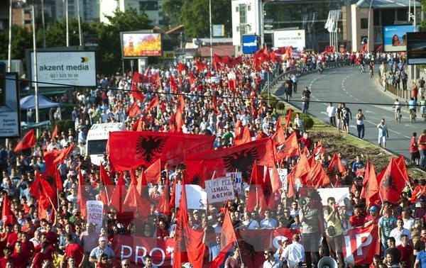 Macedonia: Political leaders reach deal resolving political crisis