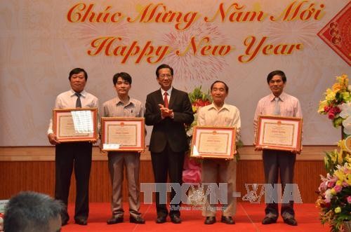 Vietnamese in Cambodia, Algeria celebrate Lunar New Year 2017